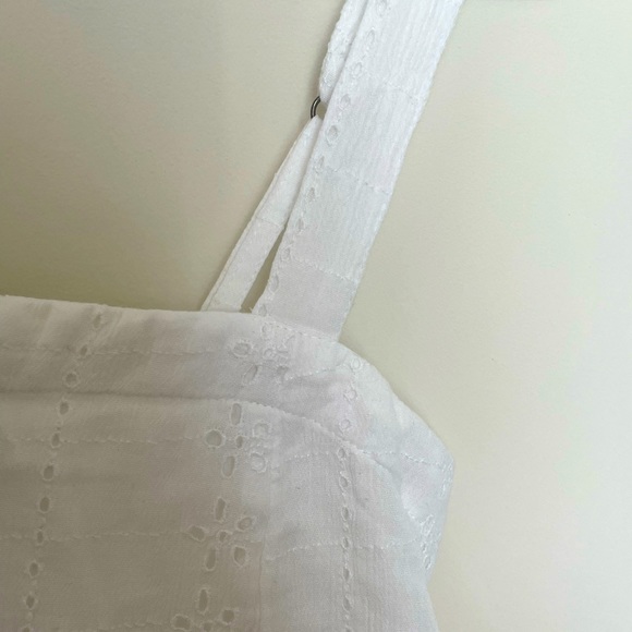 New white eyelet tank - Picture 5 of 5